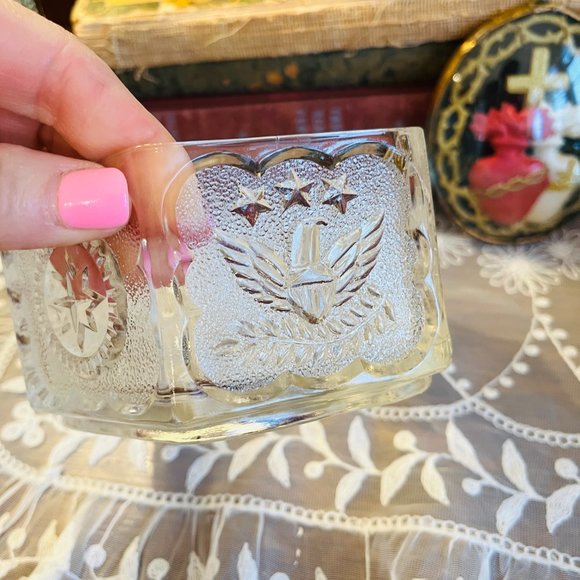 VTG Indiana Tiara Hexagonal Eagle Stars Colonial Candy Dish & Lid - Picture 5 of 6